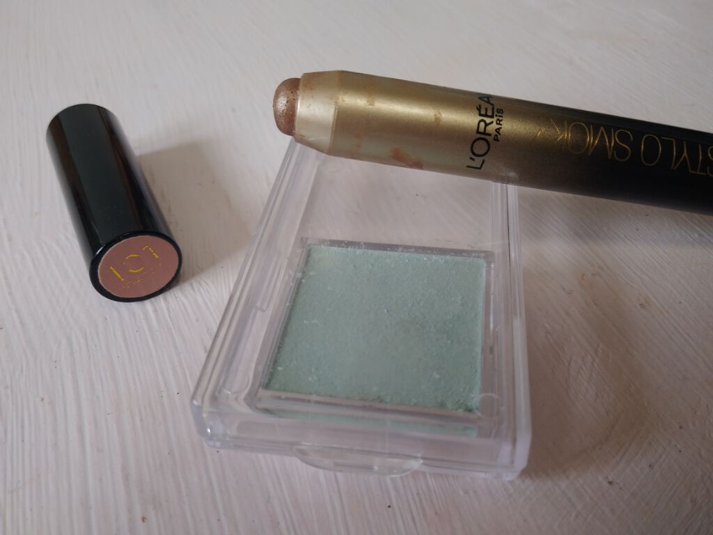 カラーリッシュルスティロスモーキー/ロレアル パリ/スティックアイシャドウを使ったクチコミ（1枚目）