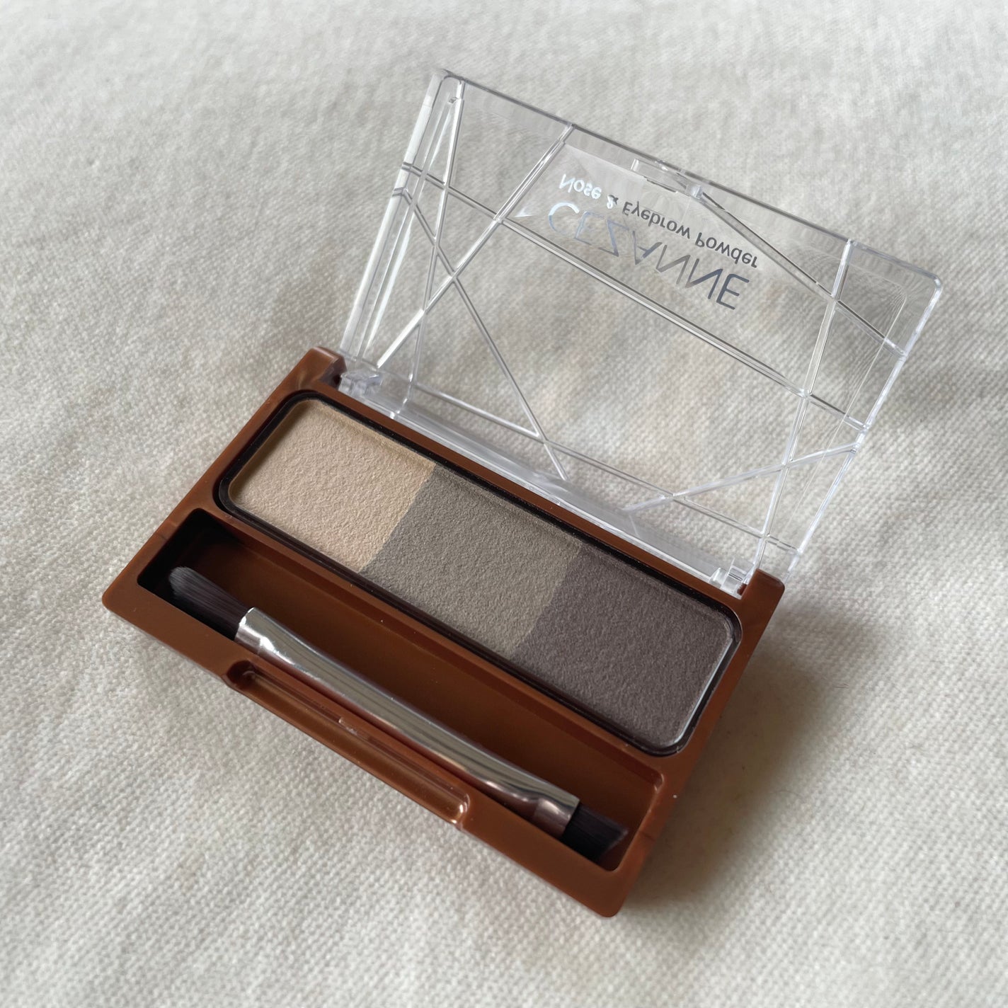 ノーズ&アイブロウパウダー/CEZANNE/パウダーアイブロウを使ったクチコミ(2枚目)