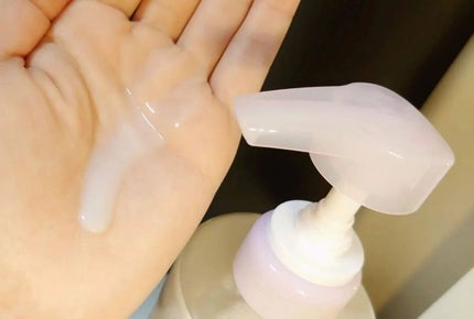 ボディウォッシュ 発酵&ビューティーシリーズ ツヤ&透明感/ダヴ/ボディソープを使ったクチコミ(3枚目)