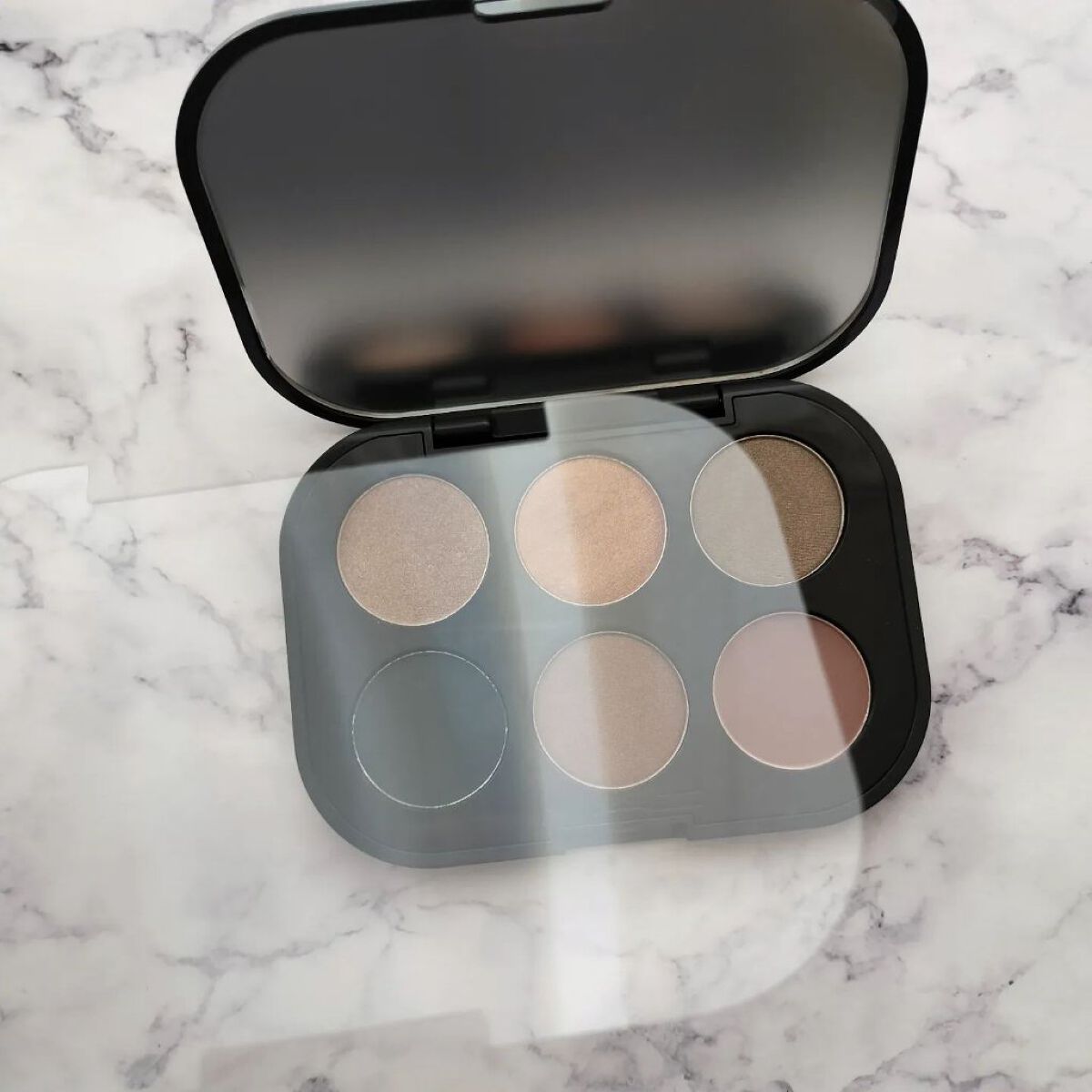 コネクト イン カラー アイシャドウ パレット × 6 ブロンズ インフルエンス/M・A・C/アイシャドウパレットを使ったクチコミ（3枚目）