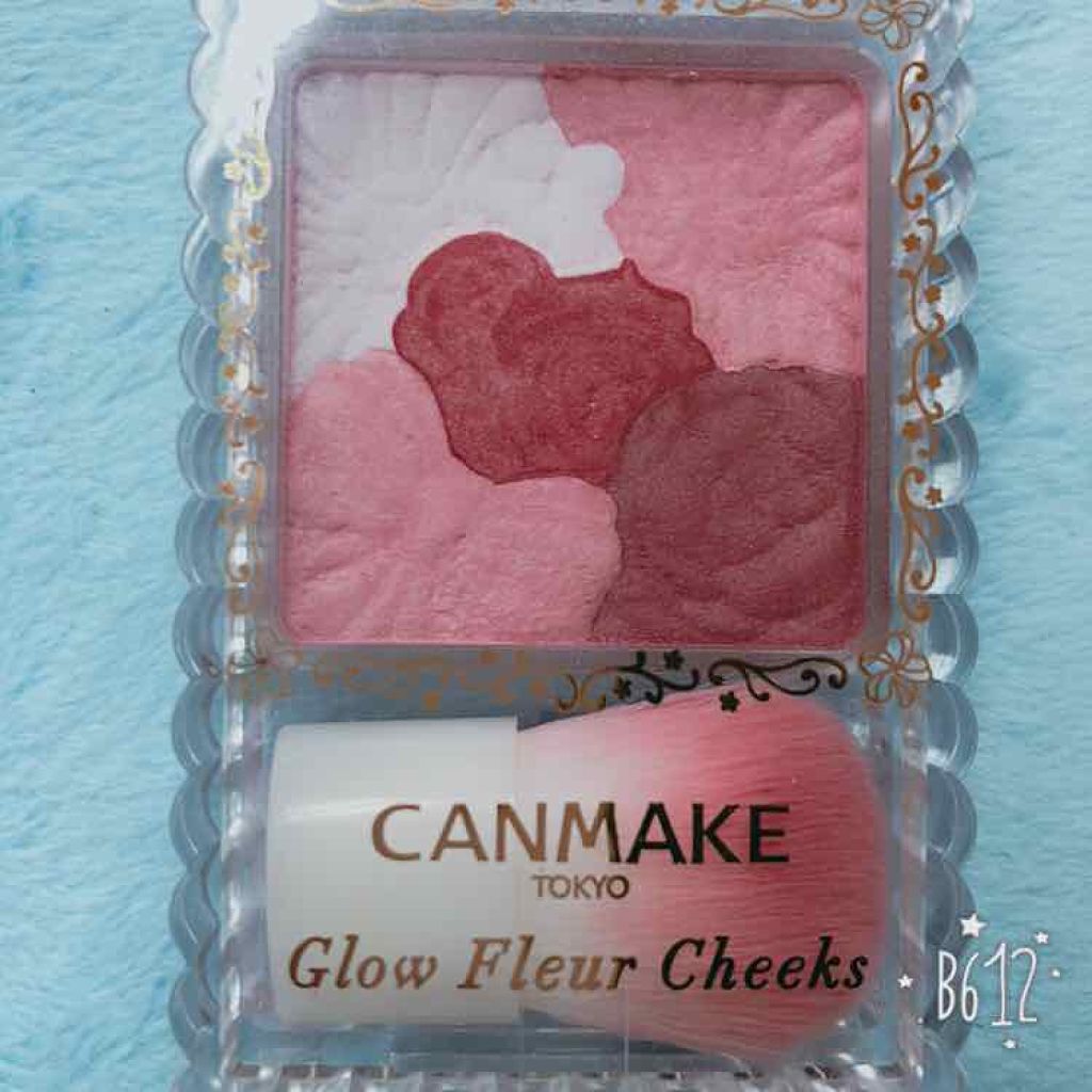 グロウフルールチークス/キャンメイク/パウダーチークを使ったクチコミ(1枚目)