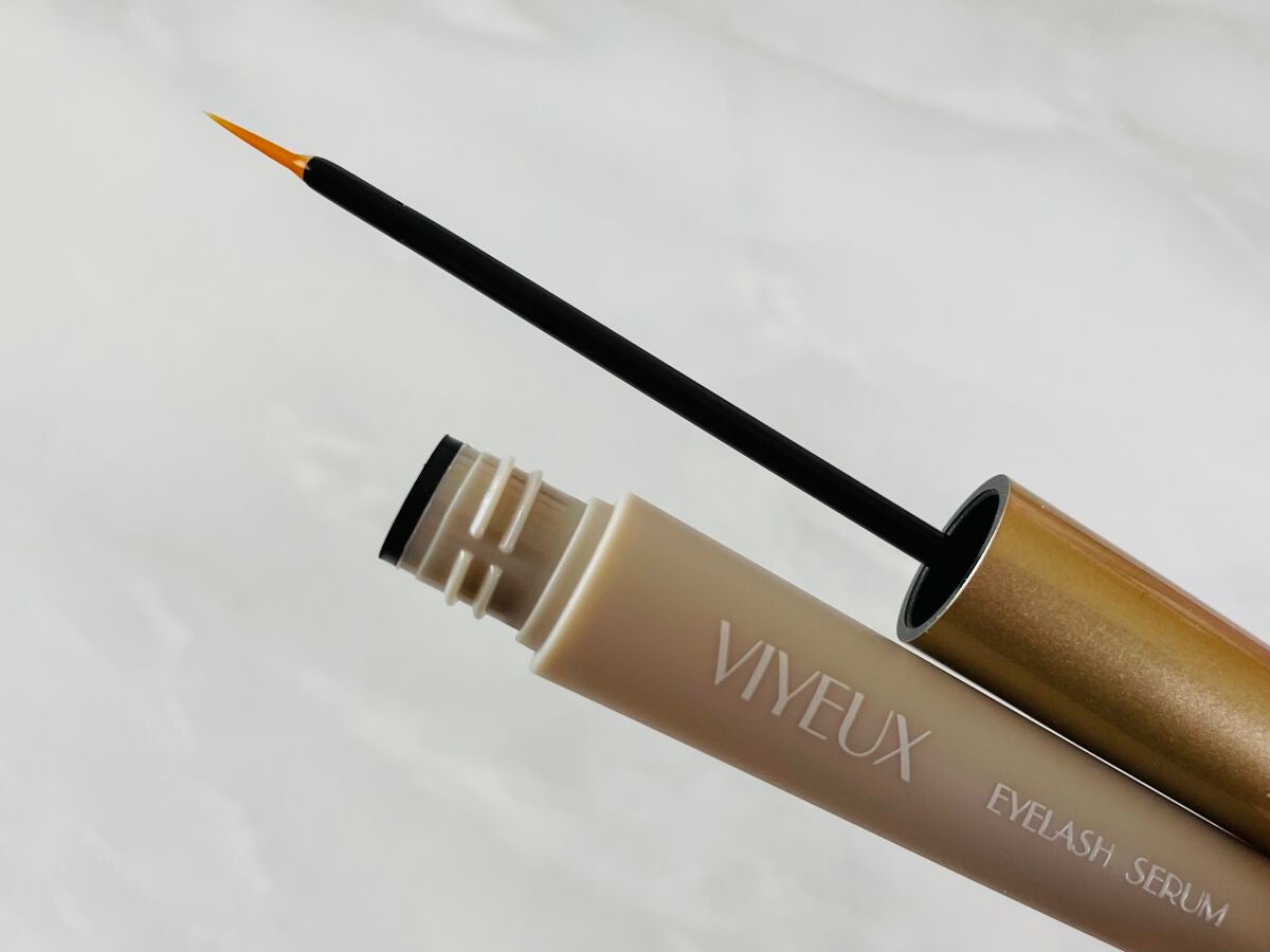 アイラッシュセラム/VIYEUX/まつげ美容液を使ったクチコミ(2枚目)