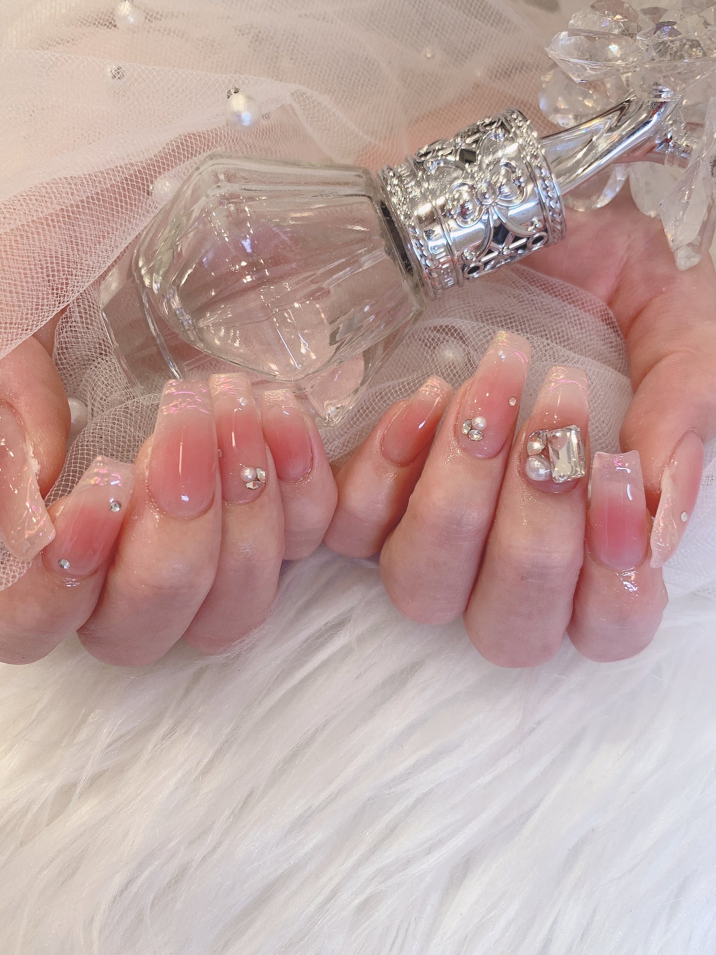 m. on LIPS 「今月のネイル💅✨今月は、桜のイメージでチーク&ミラー♪ピンクっ..」(1枚目)