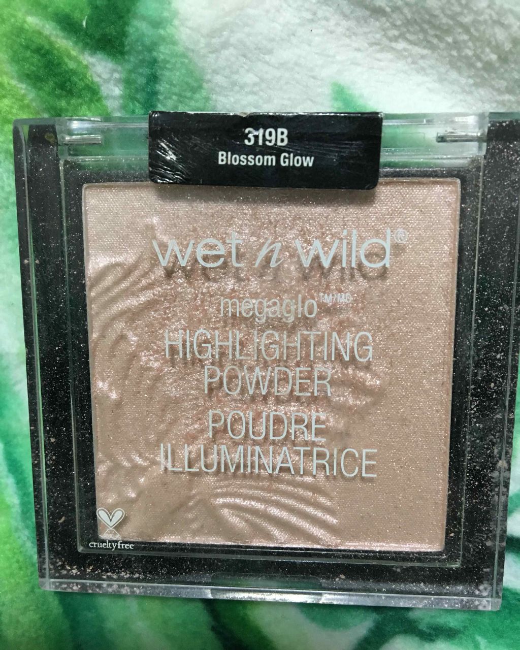 MegaGlo Highlighting Powder/wet 'n' wild/パウダーハイライトを使ったクチコミ(1枚目)
