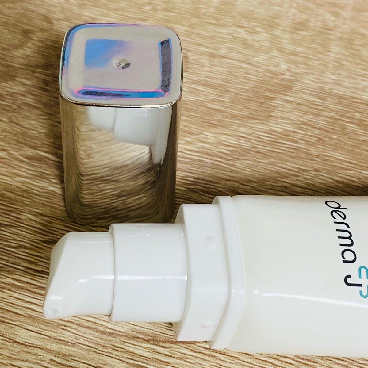 サンクリーム+/ DermaJ/日焼け止めクリームを使ったクチコミ(2枚目)