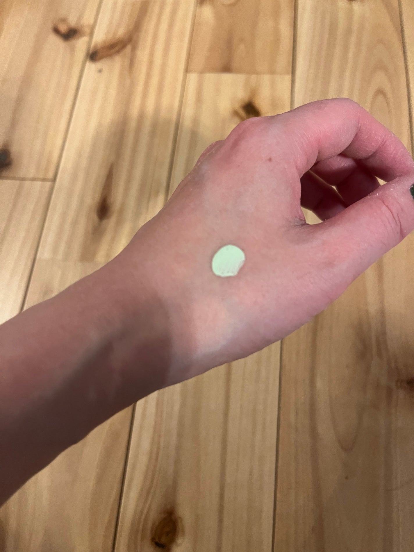 プリズム・リーブル・スキンケアリング・コレクター/GIVENCHY/化粧下地を使ったクチコミ(2枚目)