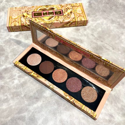Celestial Nirvana Eye Shadow Palette/PAT McGRATH LABS/アイシャドウパレットを使ったクチコミ(3枚目)