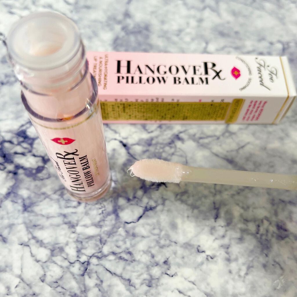 ～トゥー フェイスド ハングオーバー～ ピロー バーム リップ トリートメント/Too Faced/リップ美容液を使ったクチコミ（3枚目）