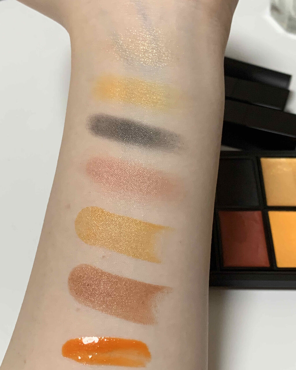 ヴォランタリーベイシス アイパレット/Celvoke/アイシャドウパレットを使ったクチコミ（2枚目）