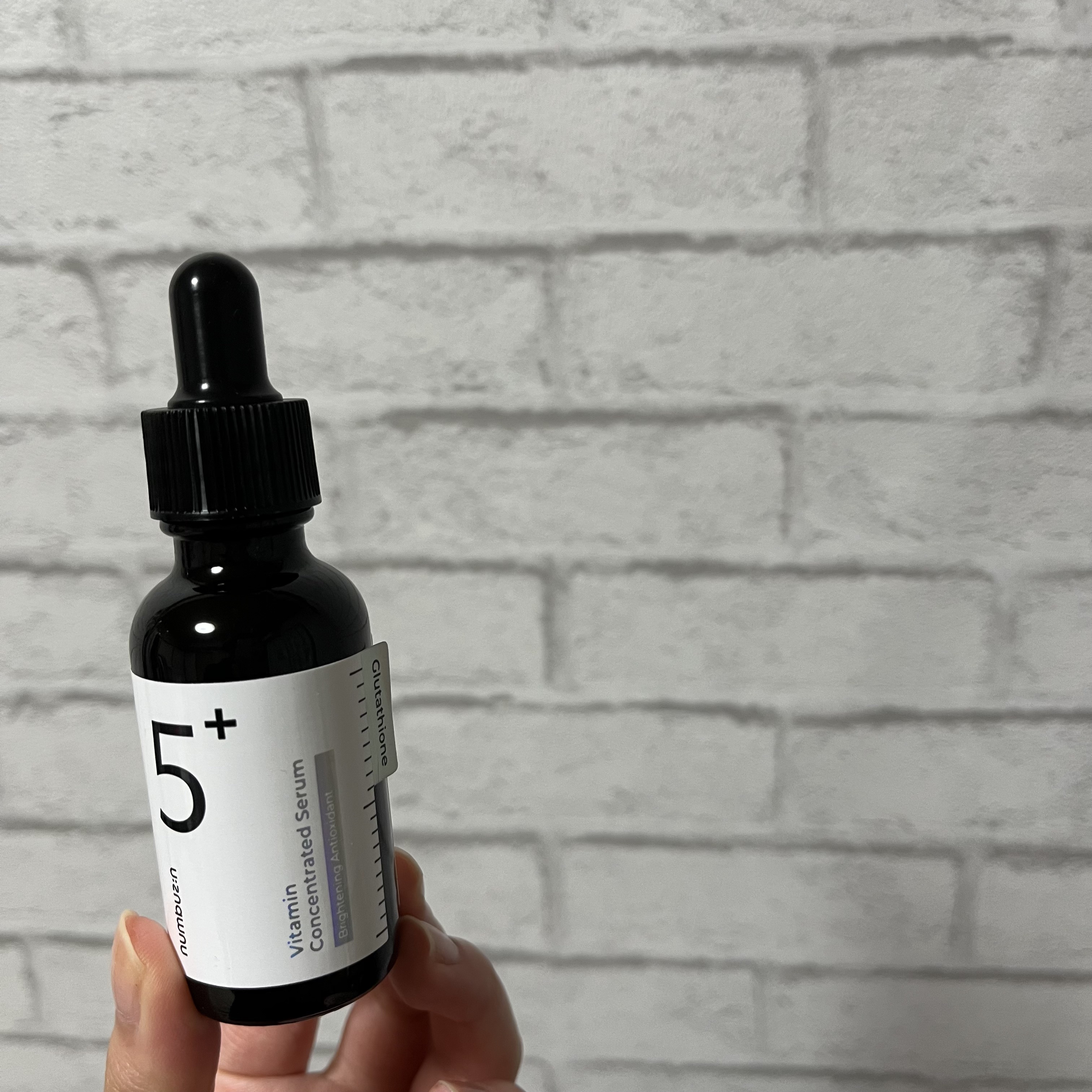 5番 白玉グルタチオンＣ美容液/numbuzin/美容液を使ったクチコミ（2枚目）