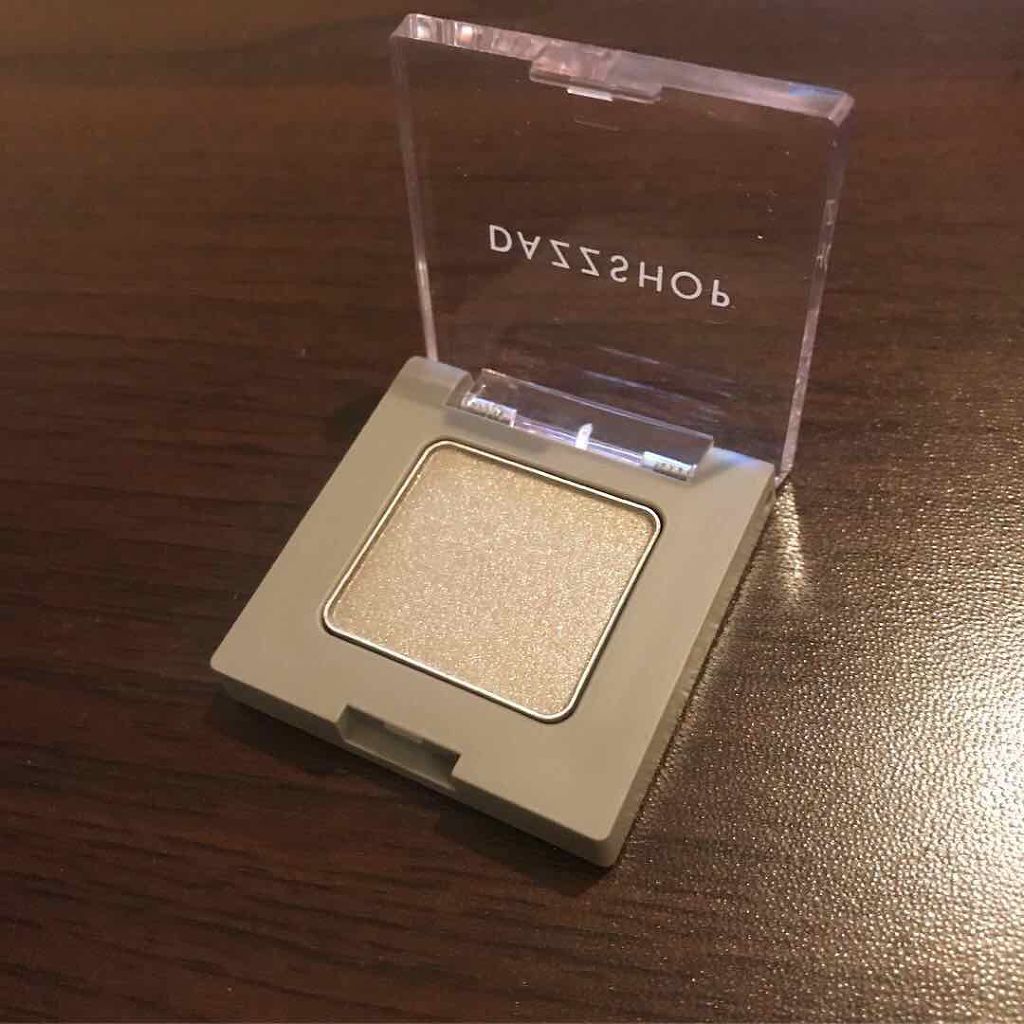 アリュールド シングル アイシャドウ/DAZZSHOP/単色アイシャドウを使ったクチコミ(2枚目)