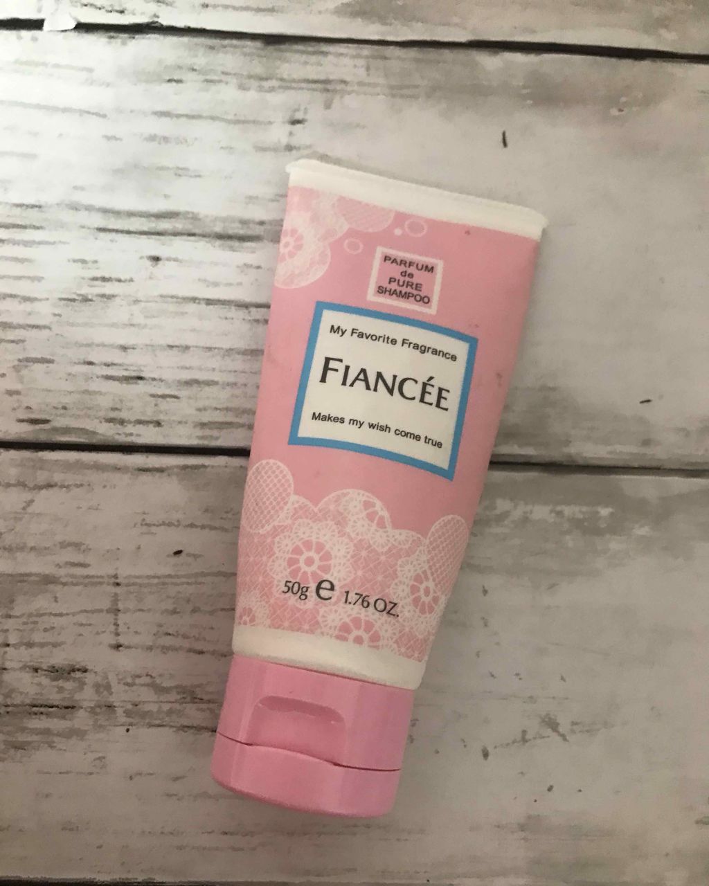 ハンドクリーム ピュアシャンプーの香り/フィアンセ/ハンドクリームを使ったクチコミ（2枚目）