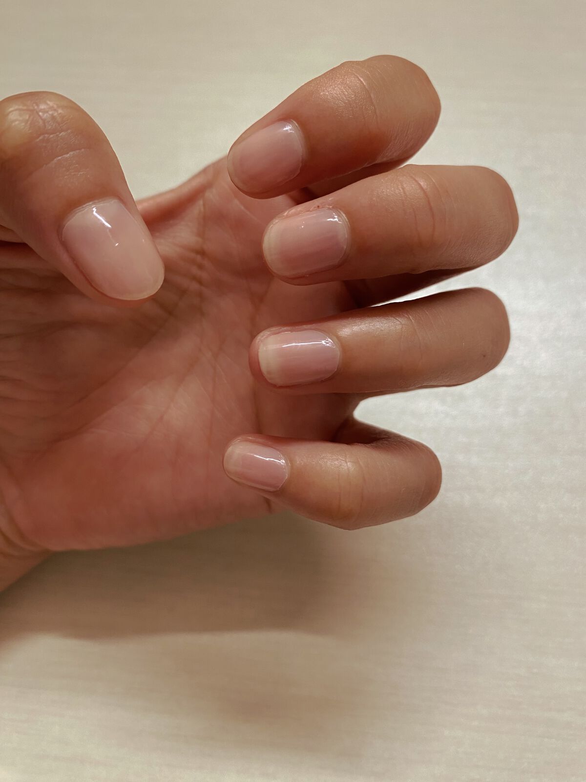 ネイルファンデーション BO ベージュオークル/パラドゥ/マニキュアを使ったクチコミ（2枚目）