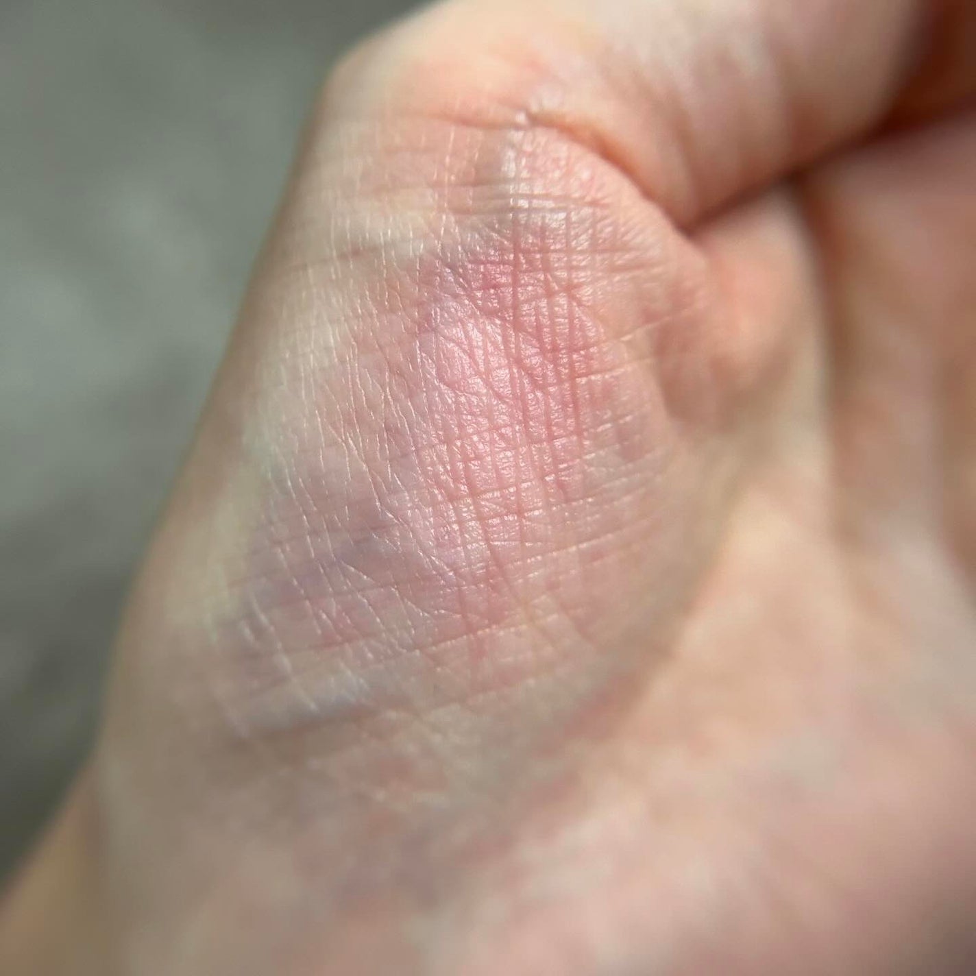 YSLラブシャイン キャンディ グロウ バーム/YVES SAINT LAURENT BEAUTE/口紅を使ったクチコミ(4枚目)