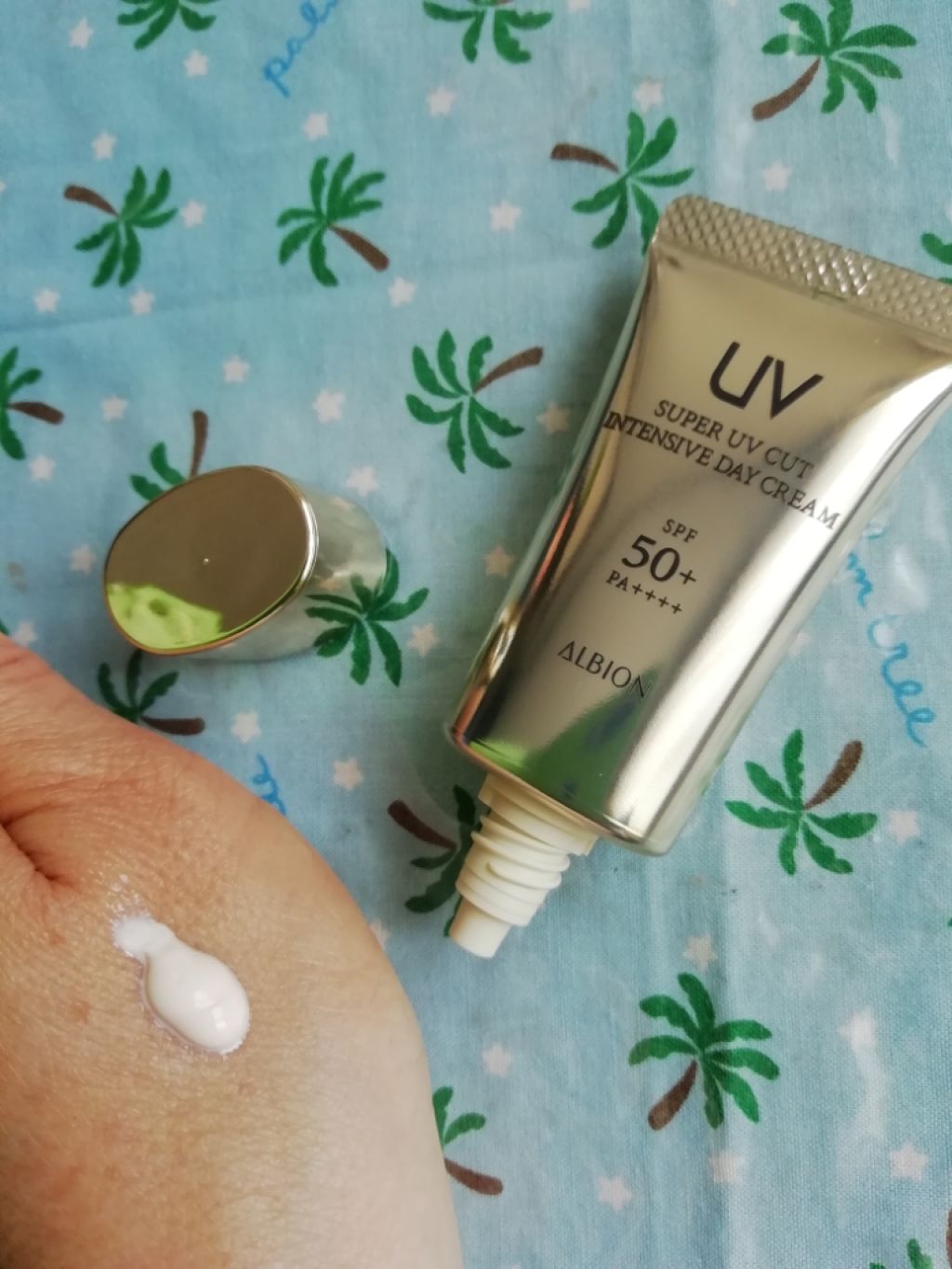 スーパー UV カット ファインコンフォート ボディ/ALBION/日焼け止めミルクを使ったクチコミ（2枚目）