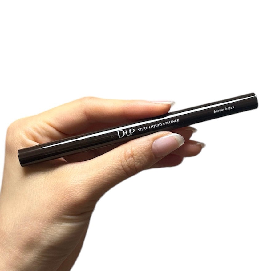 シルキーリキッドアイライナーWP/D-UP/リキッドアイライナーを使ったクチコミ(2枚目)