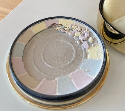 エレガンス ラ プードル オートニュアンス リクスィーズ/Elégance/プレストパウダーを使ったクチコミ(2枚目)