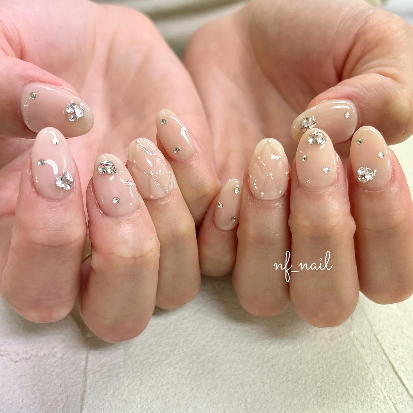 Natsumi◎nailist on LIPS 「高級感!!キラキラ✨キルティングネイル..#ネイル#ネイルデ..」(1枚目)