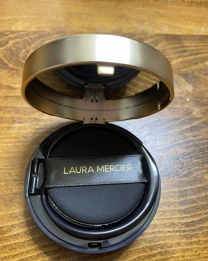 フローレス ルミエール ラディアンス パーフェクティング クッション/ローラ メルシエ/クッションファンデーションを使ったクチコミ(3枚目)