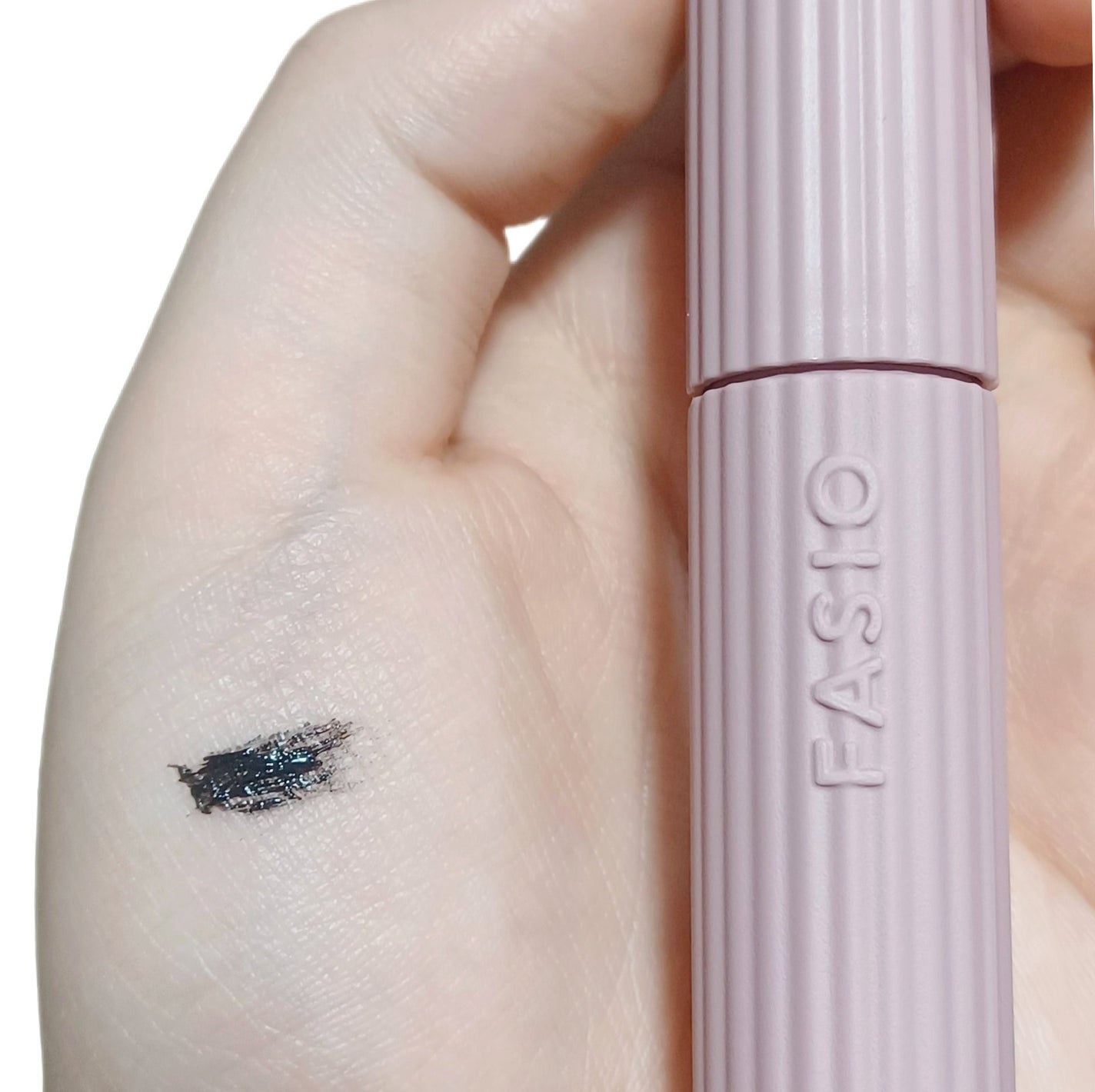 まつパ級 フィルム マスカラ (ロング&ボリューム)/FASIO/マスカラを使ったクチコミ(4枚目)