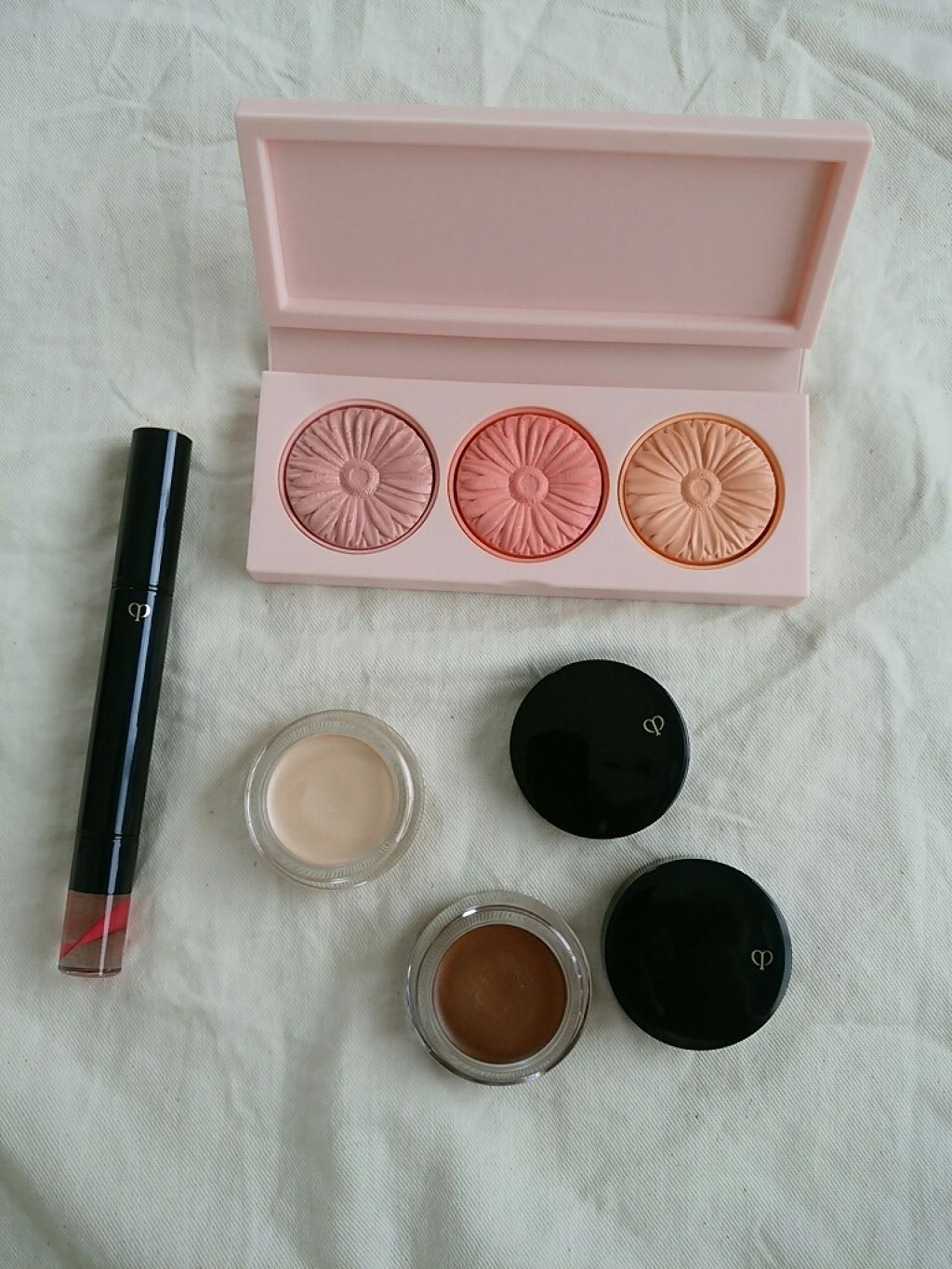 オンブルクレームソロ/クレ・ド・ポー ボーテ/ジェル・クリームアイシャドウを使ったクチコミ(1枚目)