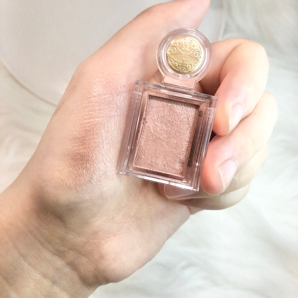 シャドーカスタマイズ/MAJOLICA MAJORCA/単色アイシャドウを使ったクチコミ(4枚目)