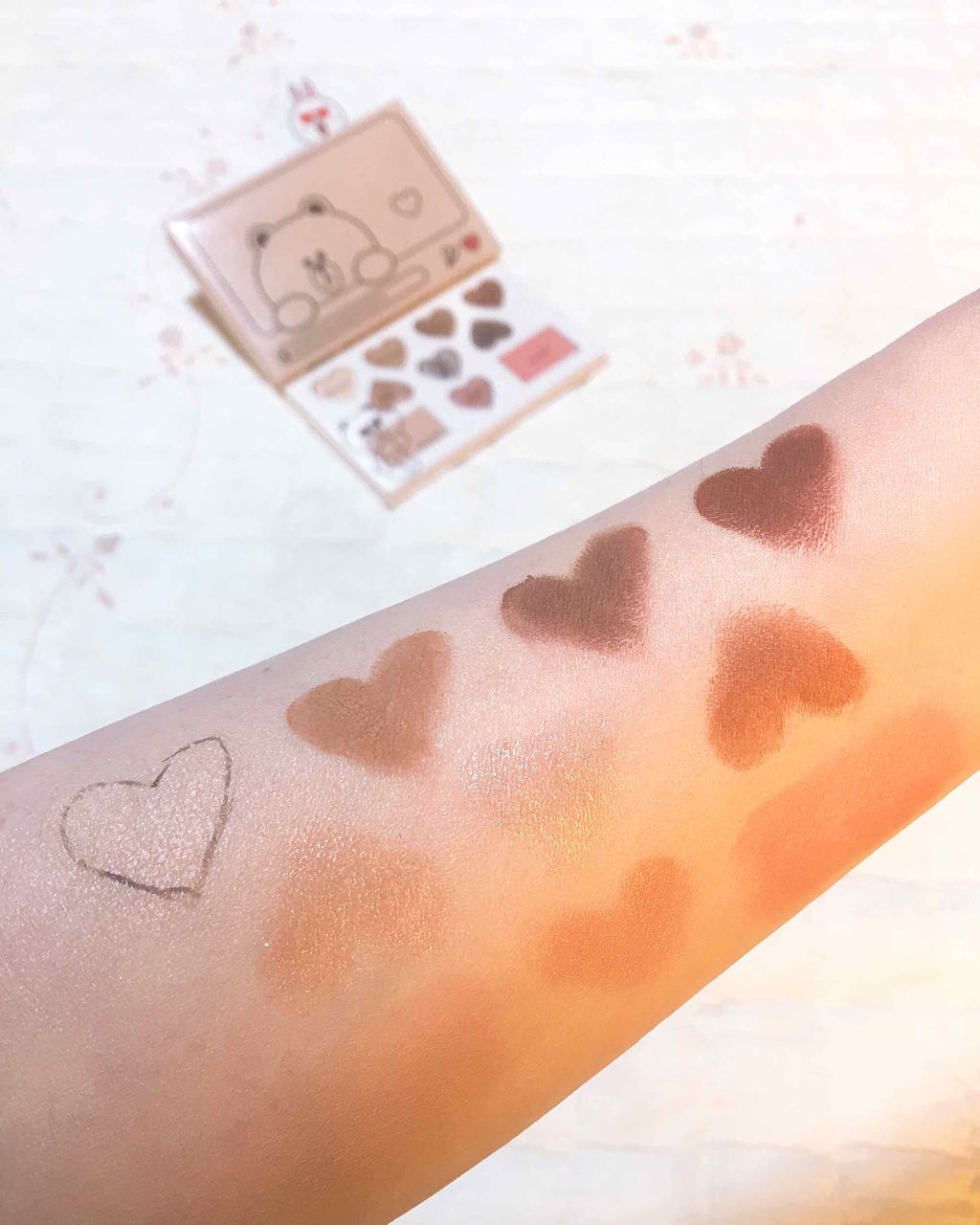 カラーフィルターシャドウパレット(ラインフレンズエディション)/MISSHA/アイシャドウパレットを使ったクチコミ（2枚目）