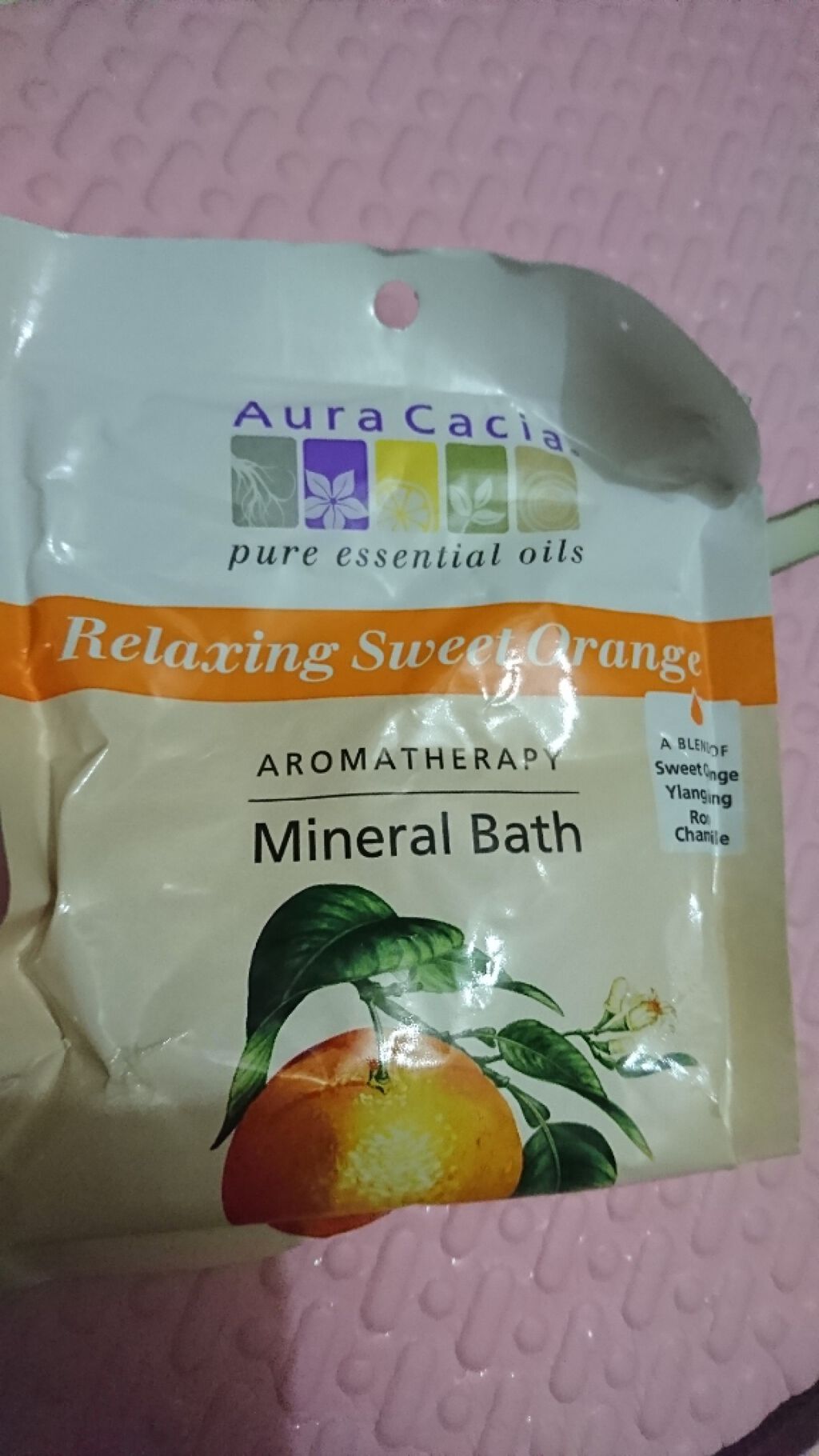 アロマテラピーミネラルバス/Aura Cacia/無機塩系入浴剤を使ったクチコミ（1枚目）