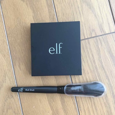 ブラッシュパレットライトパウダー/e.l.f. Cosmetics/パウダーチークを使ったクチコミ（3枚目）