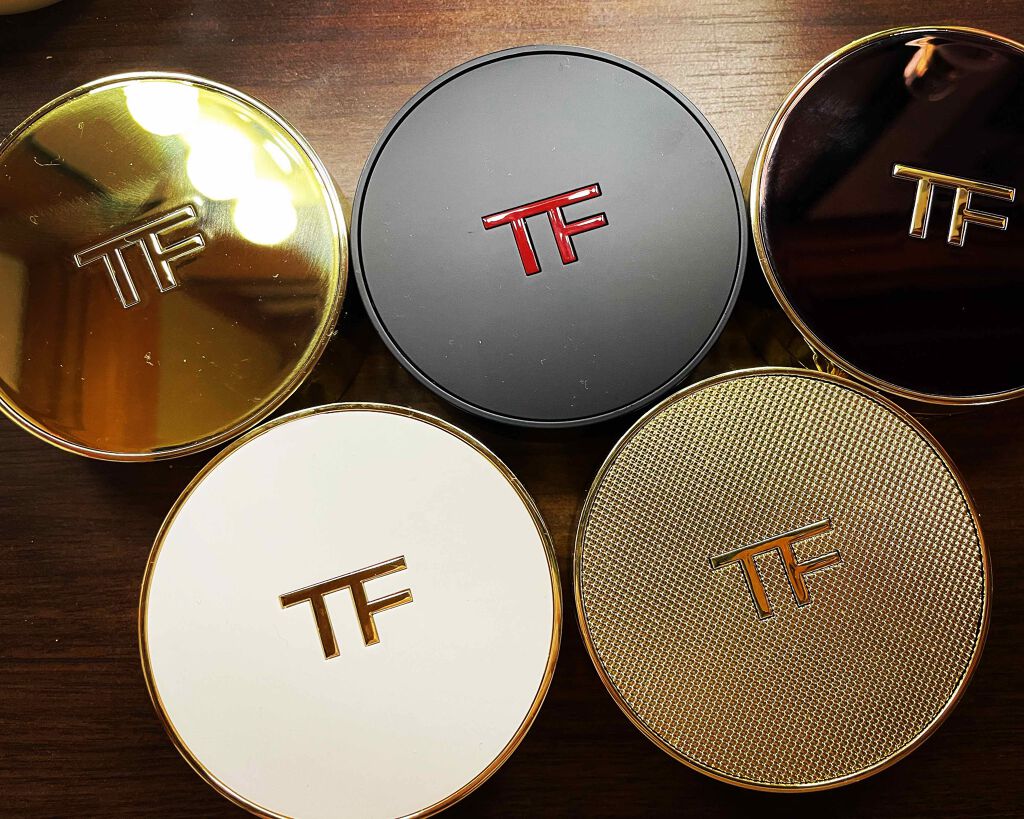 ソレイユ グロウ トーン アップ ファンデーション SPF40 ハイドレーティング クッション コンパクト/TOM FORD BEAUTY/クッションファンデーションを使ったクチコミ（1枚目）