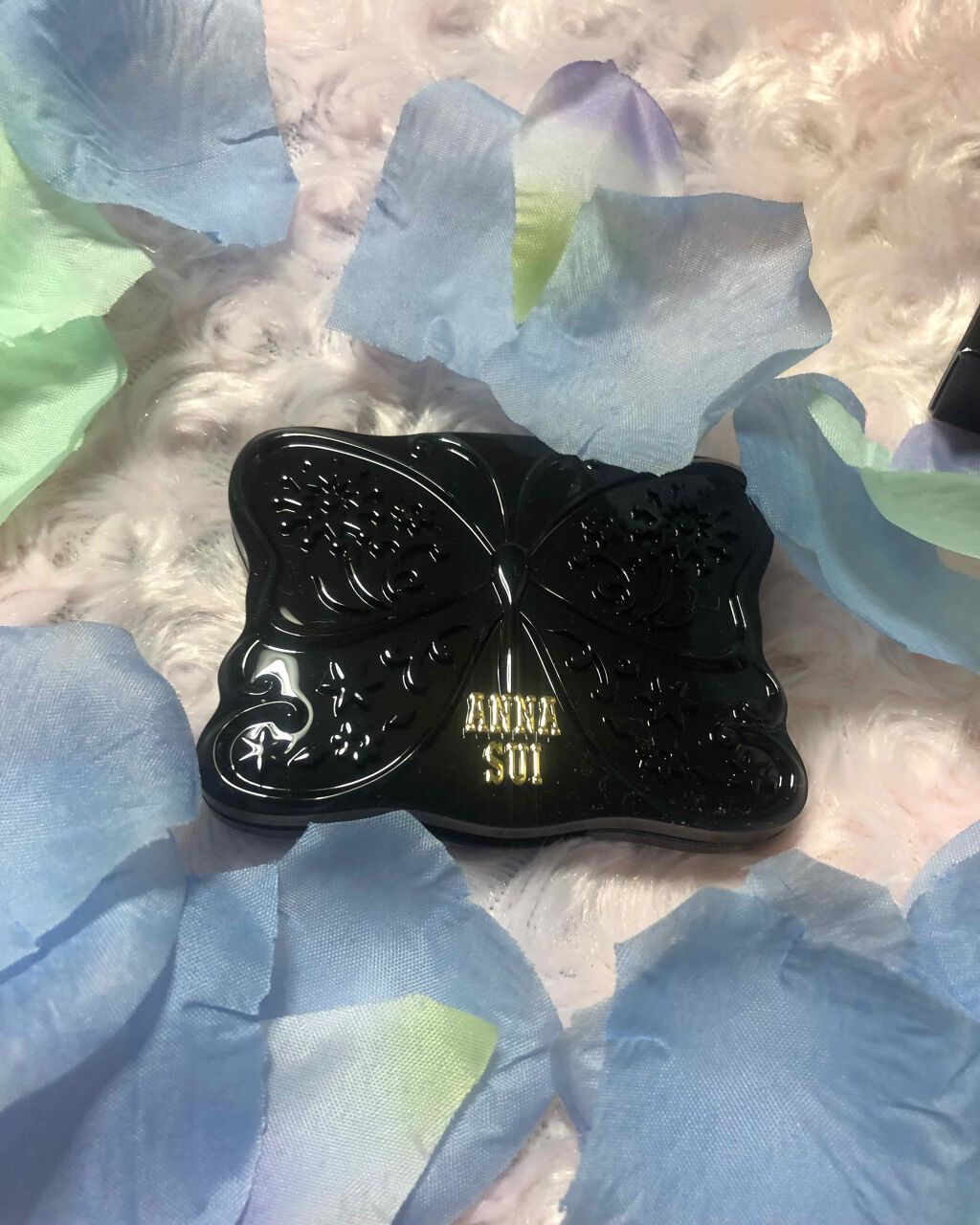 アイカラー トリオ/ANNA SUI/アイシャドウパレットを使ったクチコミ（2枚目）