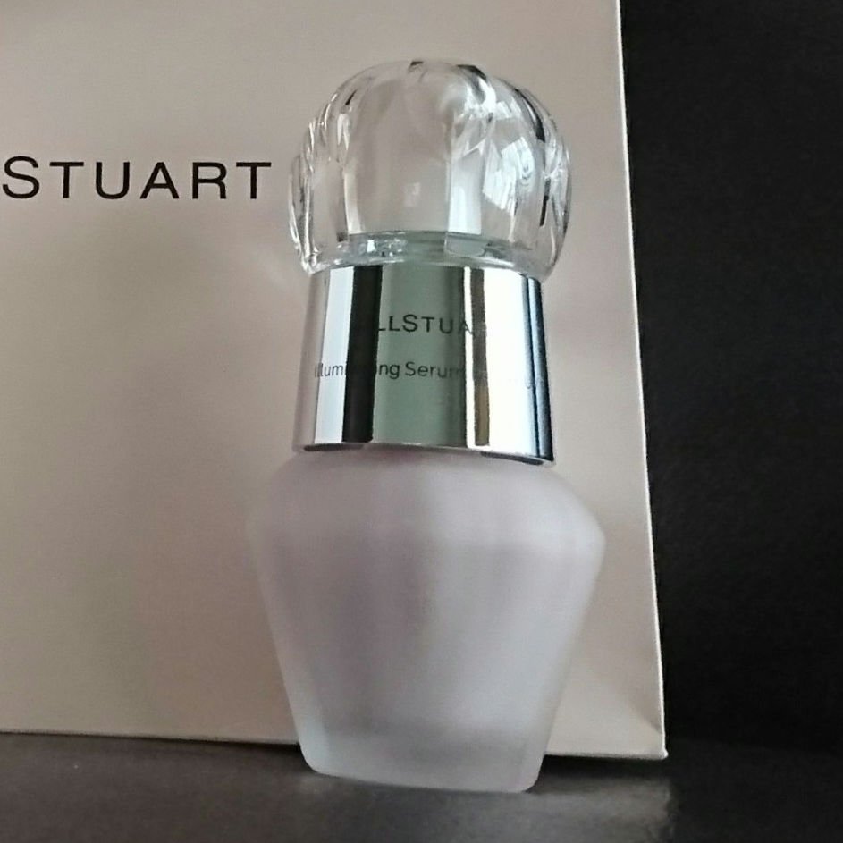 ジルスチュアート イルミネイティング セラムプライマー UV/JILL STUART/化粧下地を使ったクチコミ（3枚目）