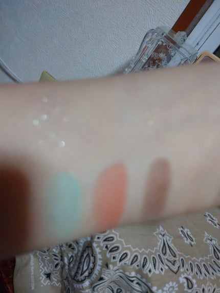 レトロマグネティック アイシャドウパレット  02 スプリングサマー&アイスキューブ(Spring Summer&Ice Cubes)/FlowerKnows/アイシャドウパレットの画像