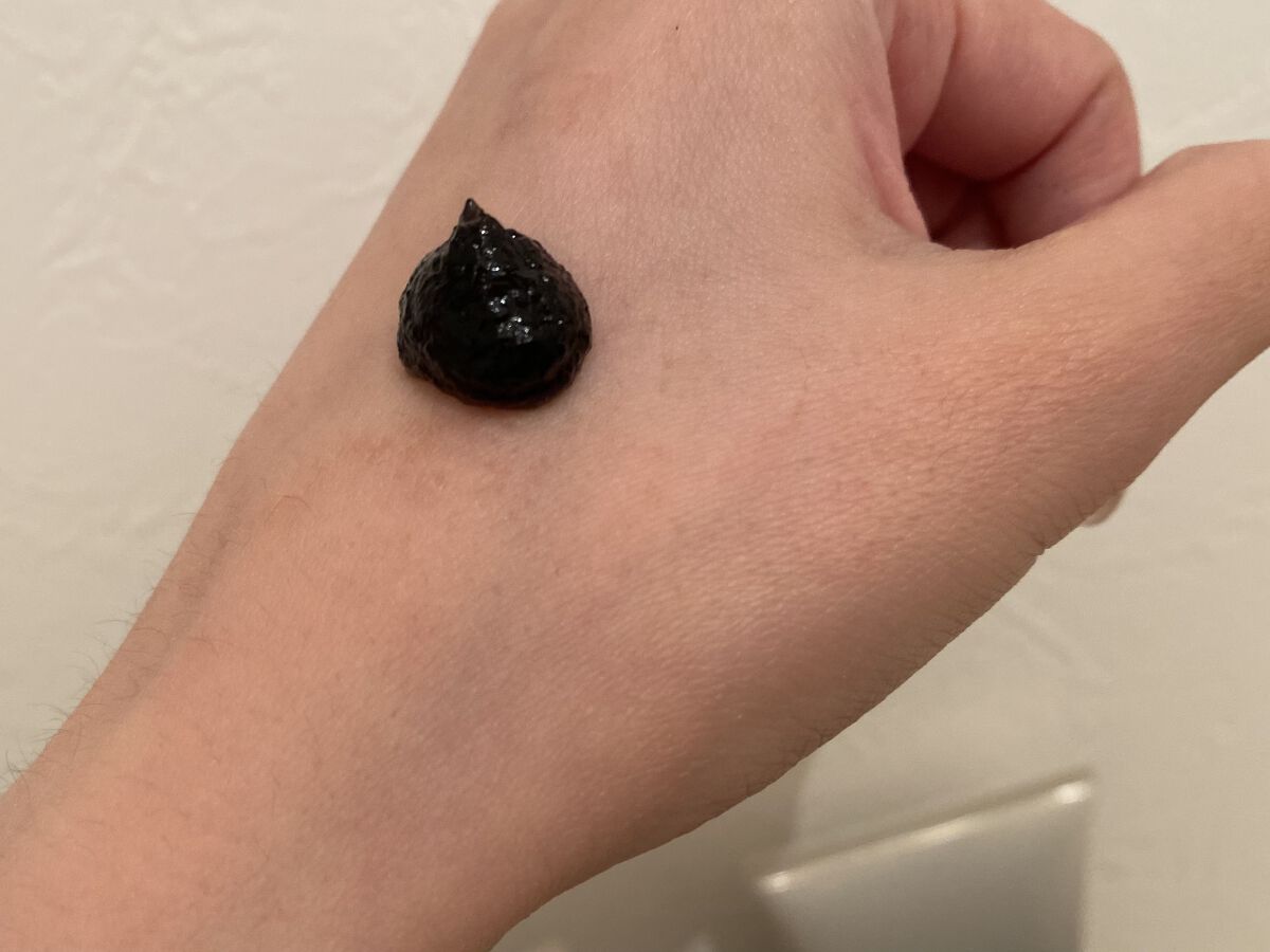 BLACK JELLY WASH（ブラックジェリーウォッシュ）/PLUEST/その他洗顔料を使ったクチコミ（3枚目）