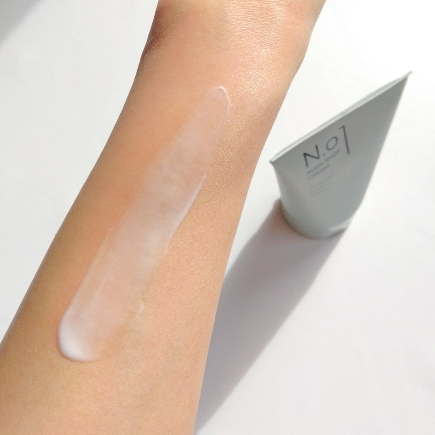 N.01 BODY SHOT CREAM/コジット/ボディクリームを使ったクチコミ(6枚目)