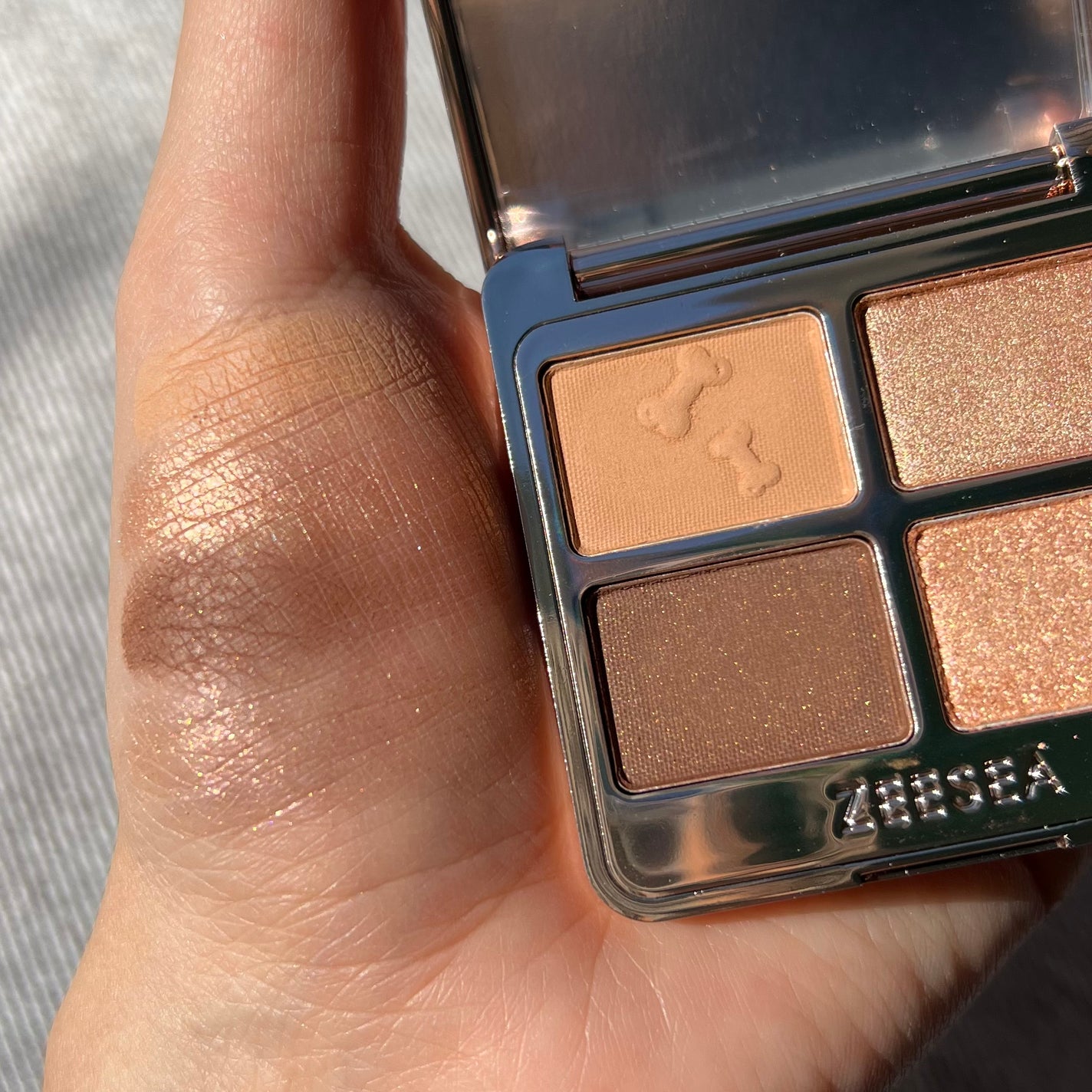 アニマルアイシャドウ(4シェード)/ZEESEA/アイシャドウパレットを使ったクチコミ(5枚目)