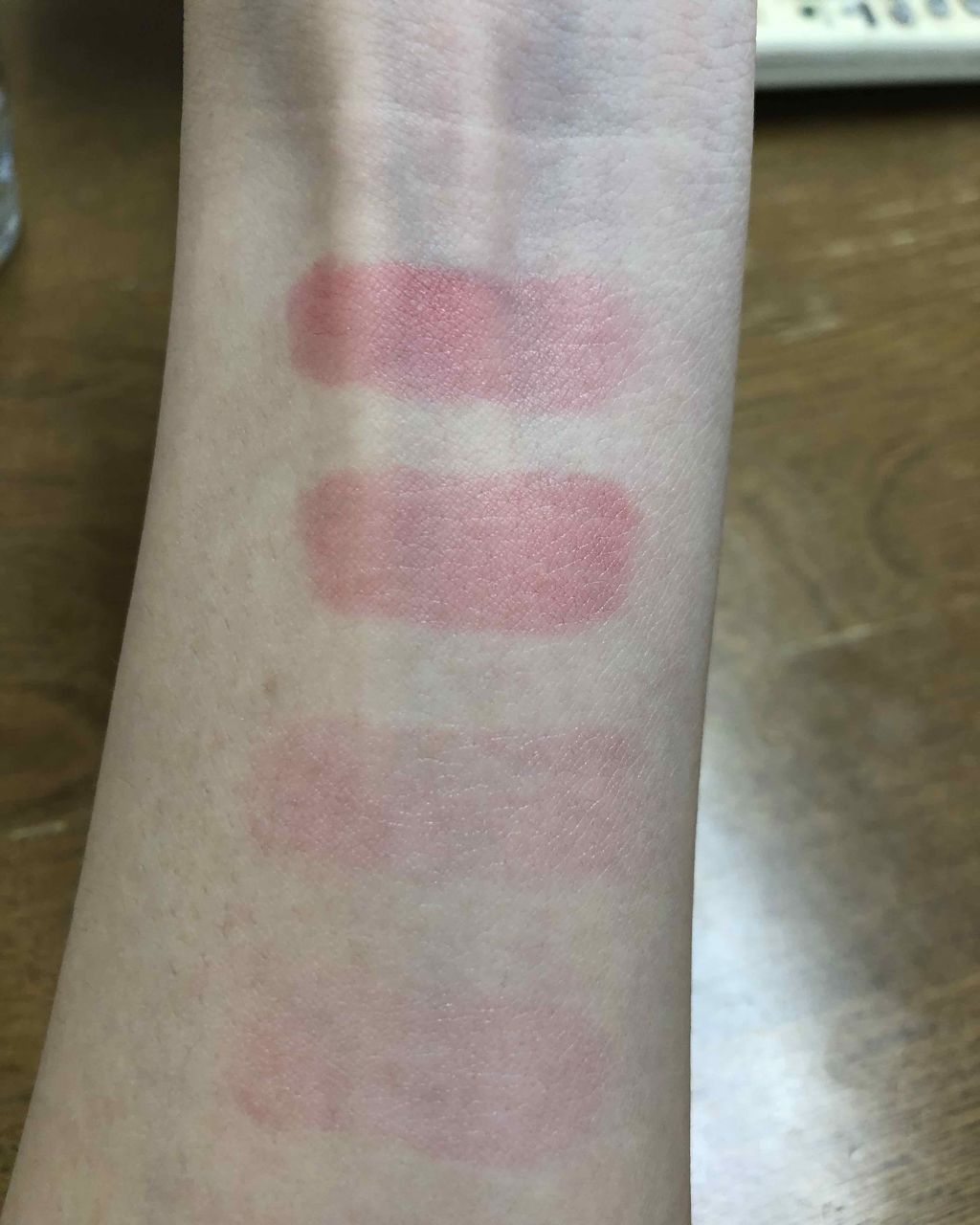 シャインオン/ロレアル パリ/口紅を使ったクチコミ（3枚目）