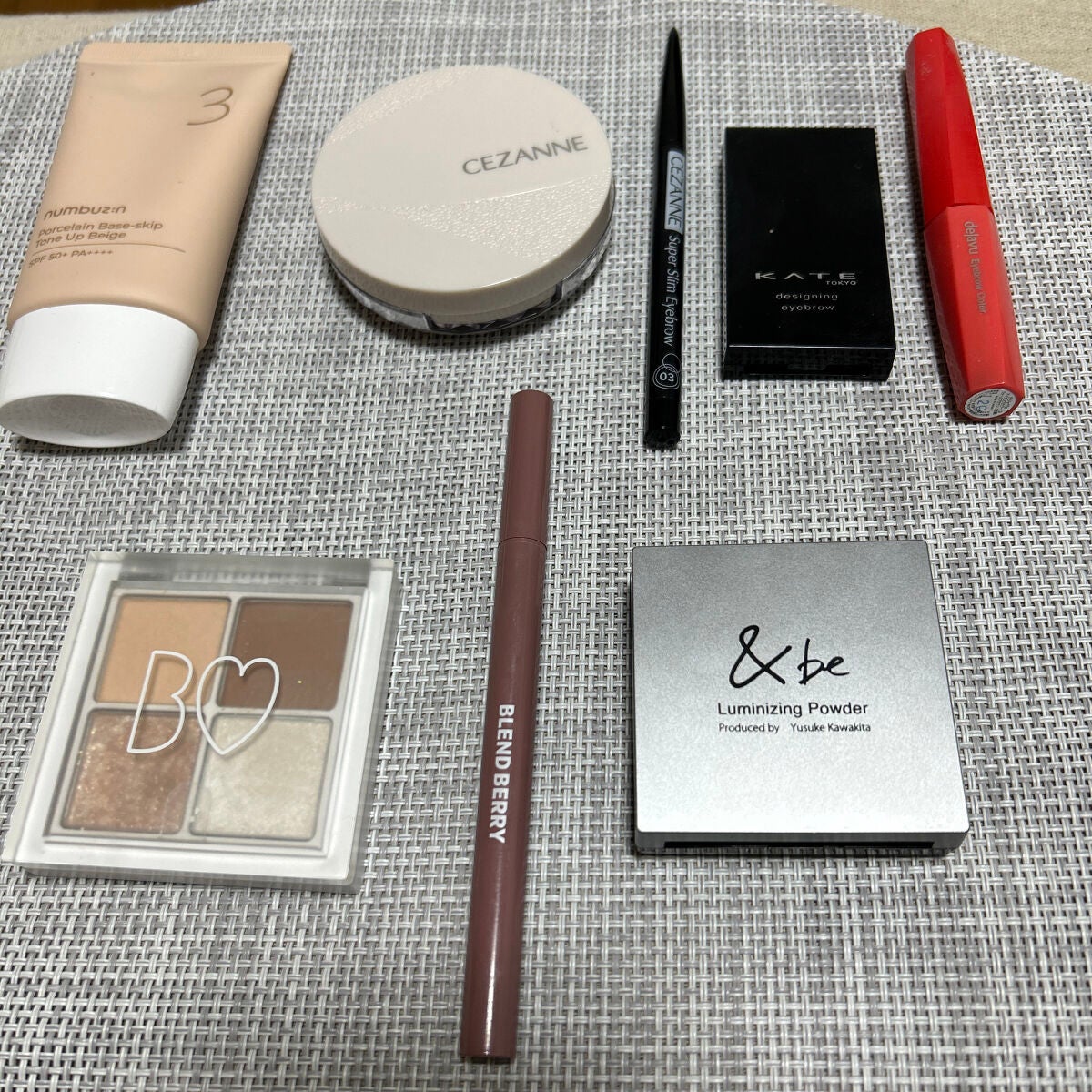 ケイト デザイニングアイブロウ3D/KATE/パウダーアイブロウを使ったクチコミ(1枚目)