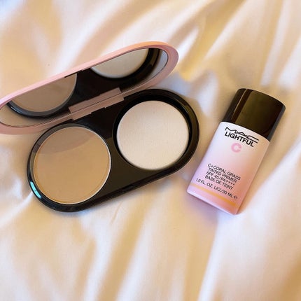 ライトフル C3 ナチュラル シルク パウダーファンデーション/M・A・C/パウダーファンデーションを使ったクチコミ(2枚目)