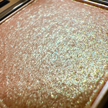 ラズル アイカラー/エレガンス ラズル /単色アイシャドウを使ったクチコミ(2枚目)