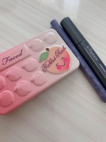 ティックルドピーチ ミニ アイシャドウ パレット/Too Faced/パウダーアイシャドウを使ったクチコミ（2枚目）