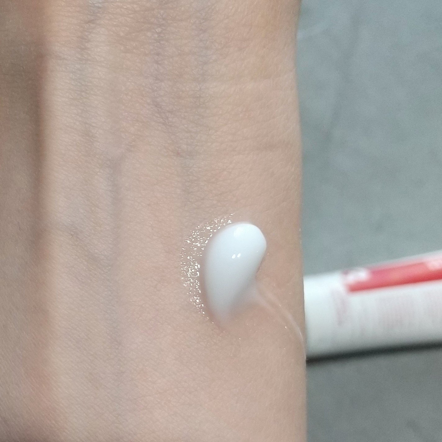 LiLi on LIPS 「#PR✨Acwellアキュリアルナインコントロールエックスクリ..」(3枚目)