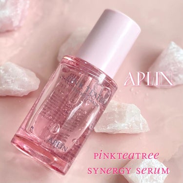#pr
@aplin_japan 様のモニターキャンペーンに当選して頂きました。

「ピンクティーツリ―セラム」

保湿成分のティーツリーやシカ成分が含まれているので、水分たっぷりなお肌に…！

とろとろなテクスチャーだけど肌馴染みがとても良いので私はたっぷり使ってるよ❤︎
香りがすごく好きでリラックスできるし、ピンクな見た目も可愛いくてテンションがあがる…👉🏻💗 ̖́-
原料であるビタミンB12本来のピンク色なんだって！

ティーツリー、シカ、シアノコバラミン配合と、優しい成分なので花粉でお肌が荒れがちな今の時期も刺激なく使える💗

キャップが機能性抜群で、くるって回すとスポイトになる部分がひゅんって出てくるの！　閉めるとスポイト部分も下がって…なんて画期的なの！って感動した笑

ほんとにたっぷり毎日のように使っていて、もう半分をきったのでストック購入する〜🫶

#提供　#アプリン #aplin #韓国コスメ　#韓国スキンケア　#アンプル　#ティーツリーの画像 その0
