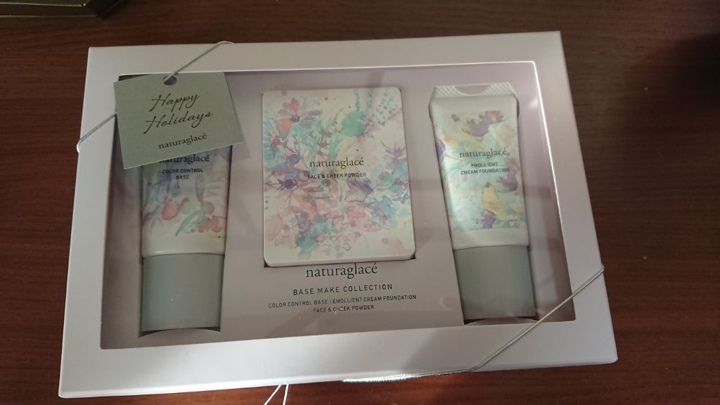 ベースメイクコレクション2018/ナチュラグラッセ/メイクアップキットを使ったクチコミ（1枚目）