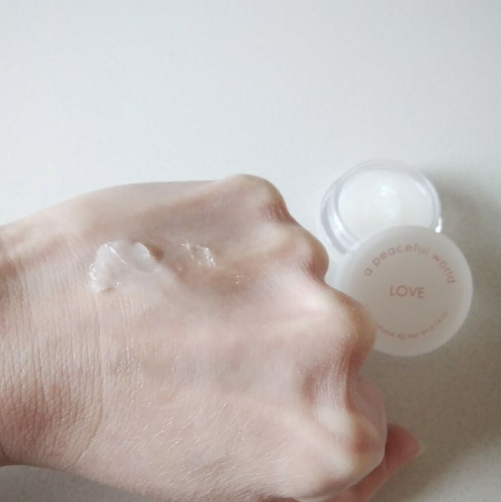 LOVE ソリッドパフューム/a peaceful world/練り香水を使ったクチコミ(2枚目)