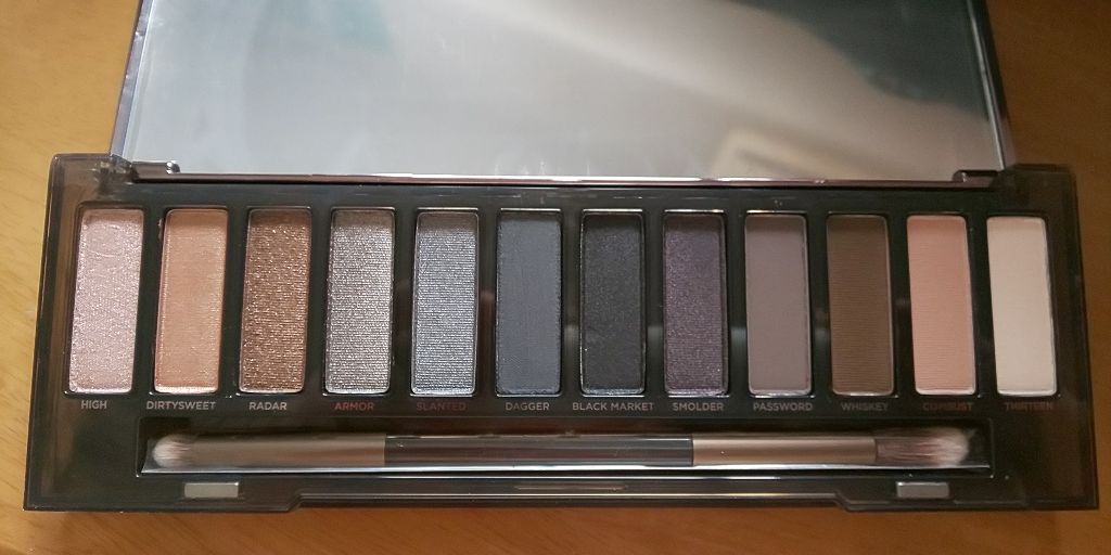 NAKED パレット/アーバンディケイ/アイシャドウパレットを使ったクチコミ（1枚目）