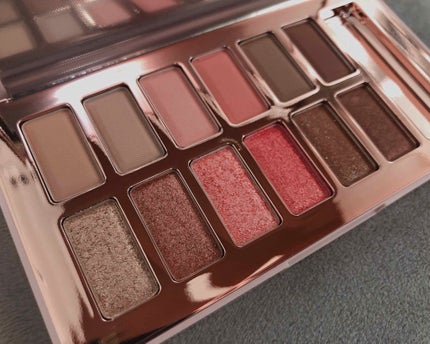 バレンタインボックス3ローズモーメント/VAVI MELLO/アイシャドウパレットを使ったクチコミ(1枚目)