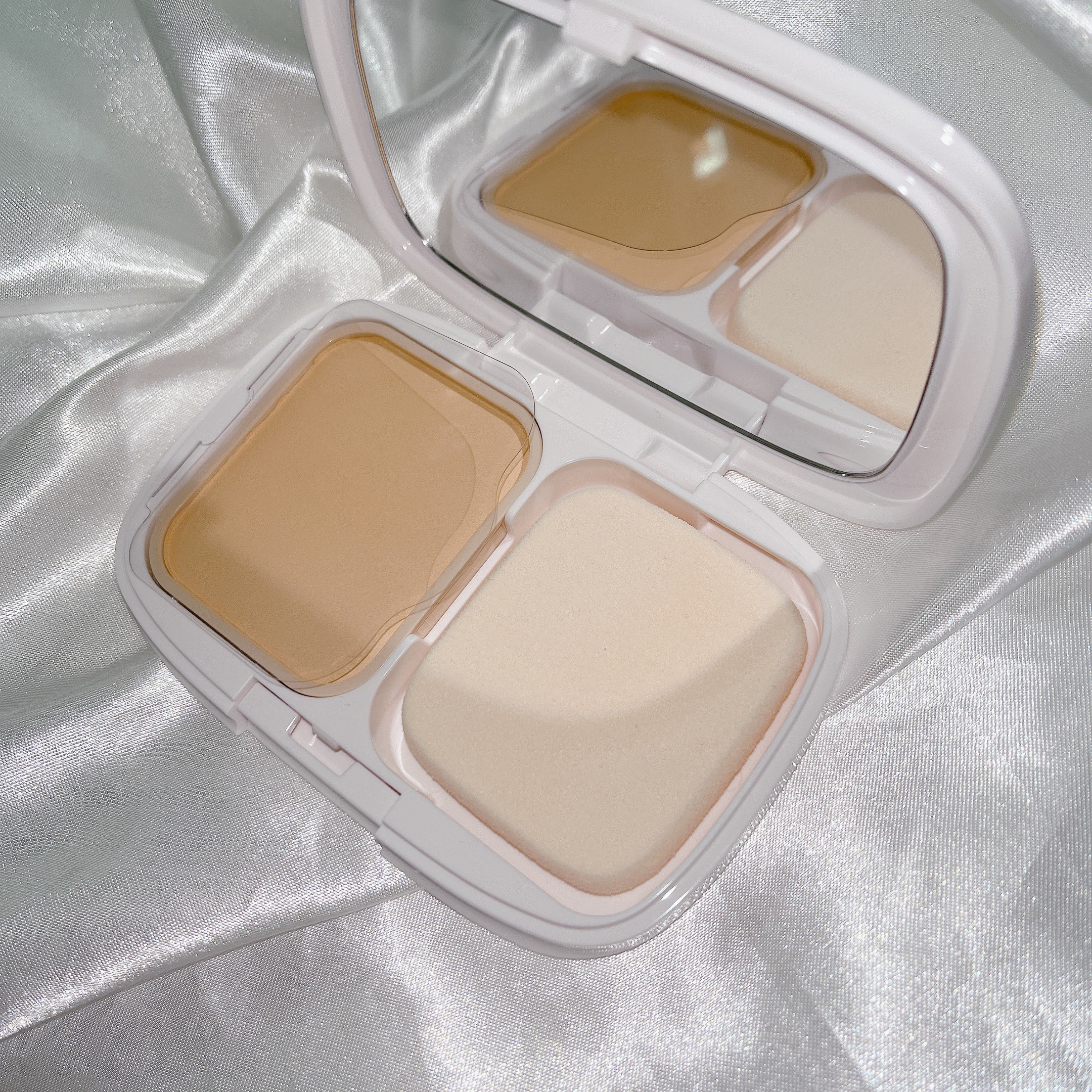 パウダーファンデーション/media luxe/パウダーファンデーションを使ったクチコミ（2枚目）