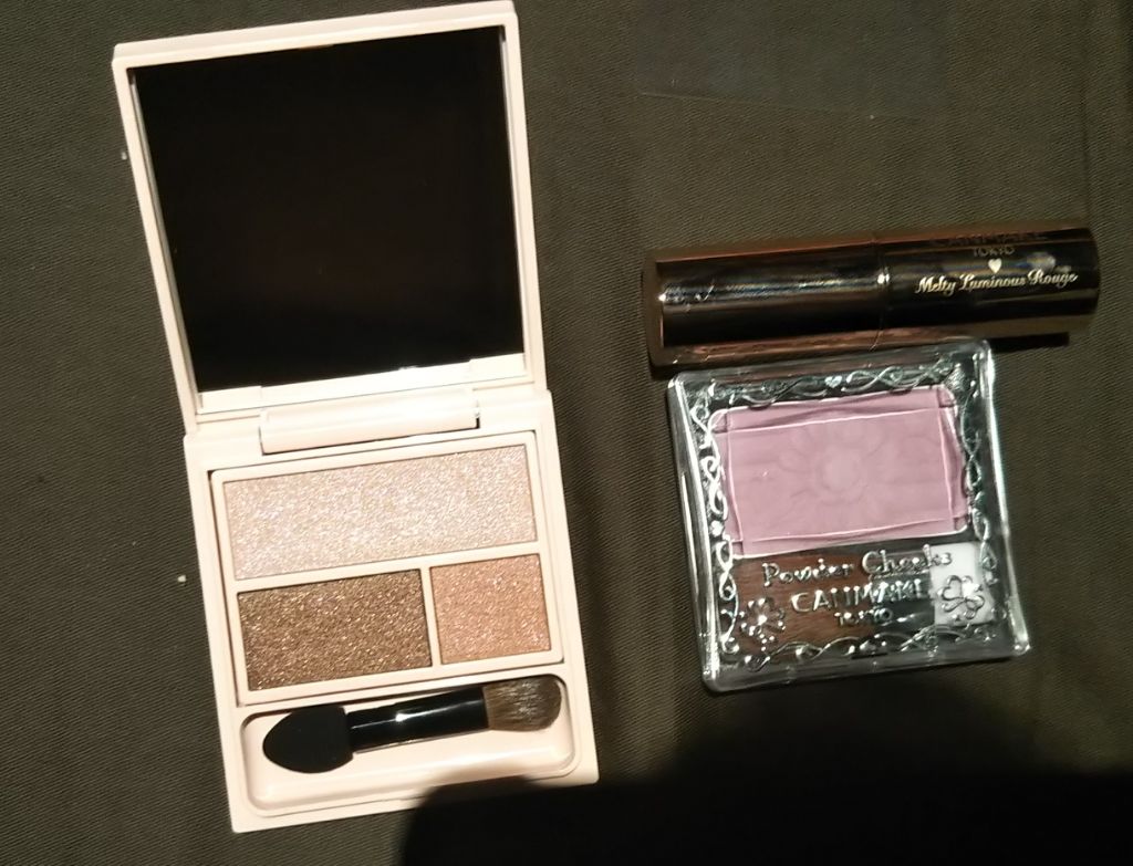 フーミー アイシャドウパレット/WHOMEE/アイシャドウパレットを使ったクチコミ（1枚目）