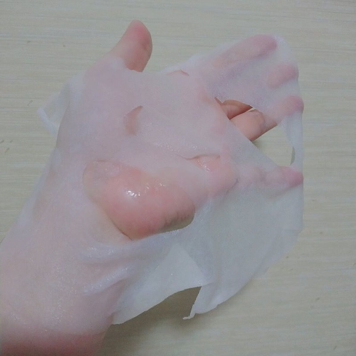 ナイアシンアミドフェイスマスク/アロヴィヴィ/オールインワン化粧品を使ったクチコミ（3枚目）